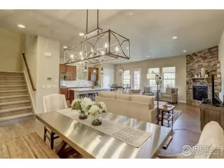 Photo #5: 919112 Listing