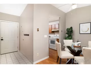 Photo #5: 919151 Listing 