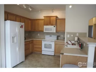 Photo #4: 919216 Listing