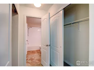 Photo #5: 919261 Listing