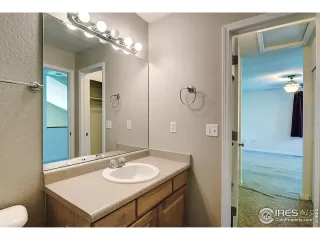 Photo #6: 919261 Listing