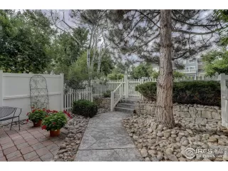 Photo #2: 919300 Listing