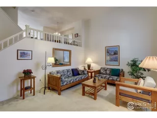 Photo #4: 919300 Listing