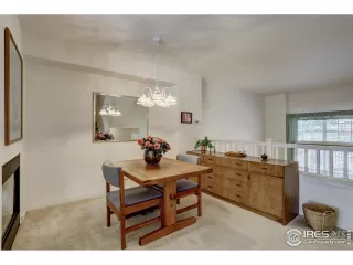 Photo #6: 919300 Listing