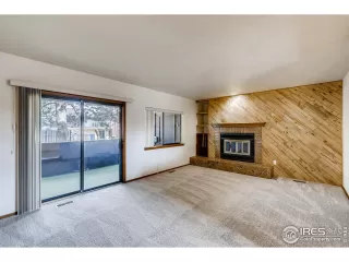 Photo #4: 919337 Listing 