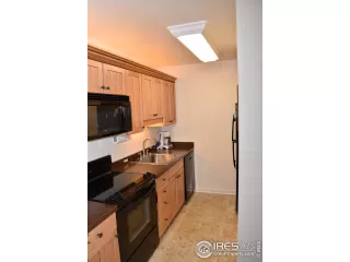 Photo #3: 919359 Listing