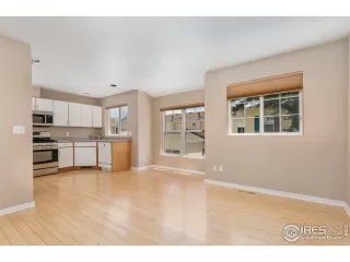 Photo #6: 919364 Listing