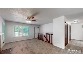 Photo #5: 919383 Listing