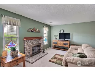 Photo #5: 919399 Listing 