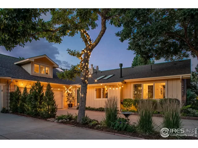 MLS: 919555 Condo For Sale