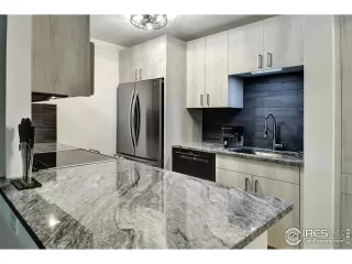 Photo #2: 919628 Listing