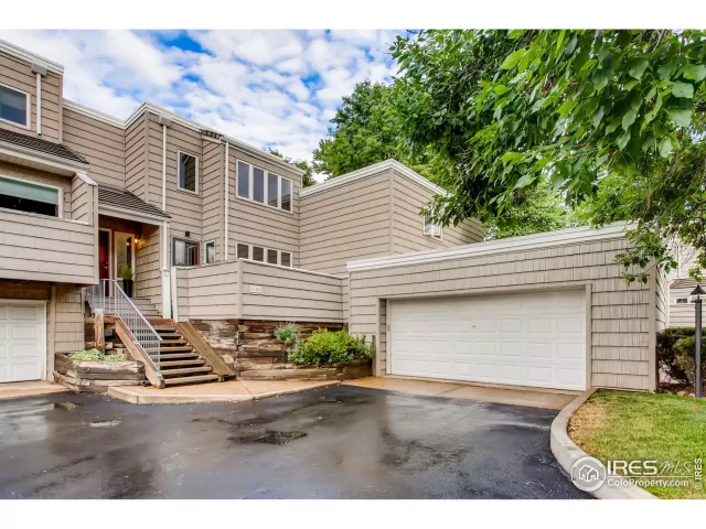 MLS: 919642 Condo For Sale