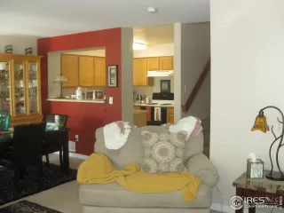 Photo #5: 919653 Listing