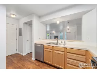 Photo #5: 919678 Listing 