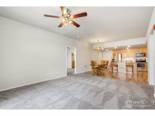 Photo #5: 919711 Listing