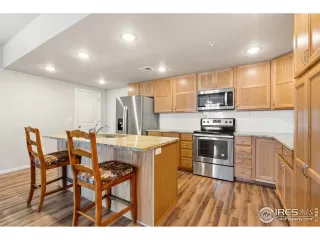 Photo #6: 919711 Listing