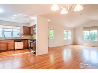 Photo #4: 919721 Listing