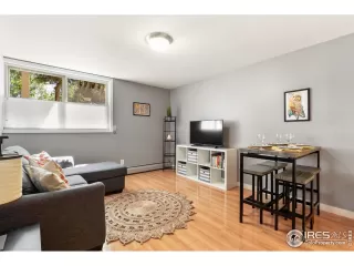 Photo #2: 919757 Listing