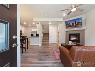 Photo #3: 919763 Listing