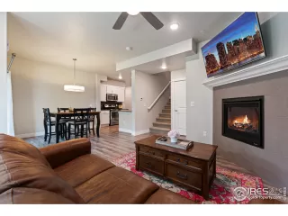 Photo #5: 919763 Listing