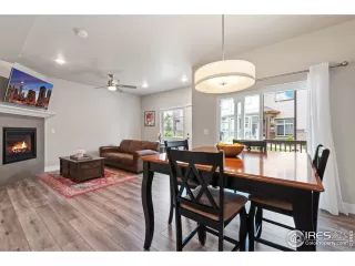 Photo #6: 919763 Listing