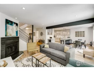 Photo #1: 919826 Listing