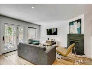 Photo #4: 919826 Listing