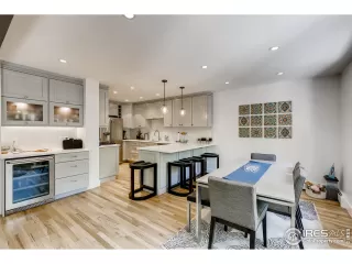 Photo #6: 919826 Listing