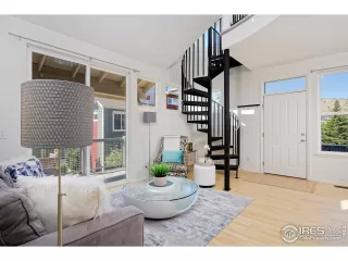 Photo #4: 919848 Listing 