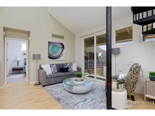 Photo #5: 919848 Listing 