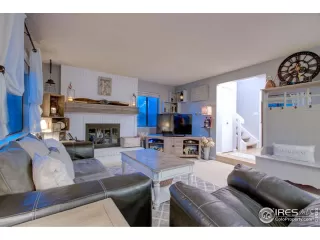 Photo #5: 919882 Listing