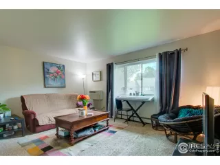 Photo #3: 919927 Listing