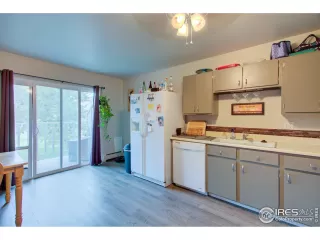 Photo #6: 919927 Listing