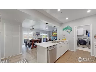 Photo #6: 919956 Listing