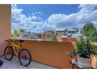 Photo #1: 920007 Listing