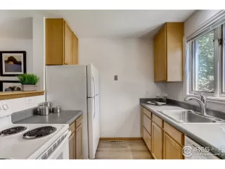 Photo #4: 920054 Listing