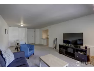 Photo #6: 920055 Listing