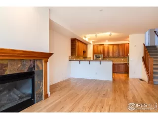 Photo #6: 920078 Listing