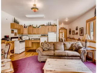 Photo #1: 920107 Listing