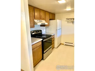 Photo #4: 920119 Listing 