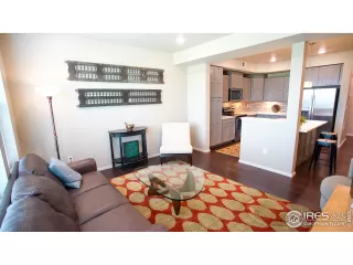 Photo #6: 920206 Listing