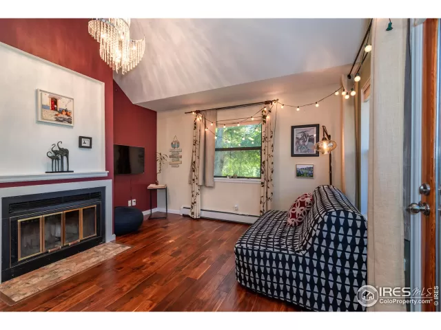 MLS: 920213 Condo For Sale