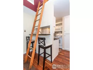 Photo #6: 920213 Listing