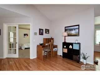 Photo #5: 920226 Listing