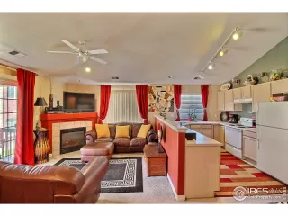 Photo #6: 920245 Listing