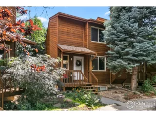 Photo #1: 920255 Listing