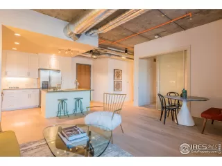 Photo #1: 920260 Listing