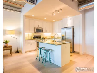 Photo #3: 920260 Listing