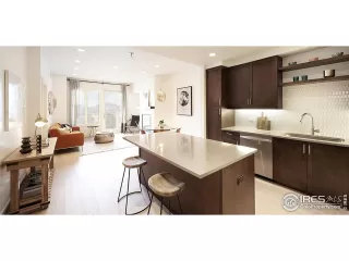 Photo #6: 920260 Listing