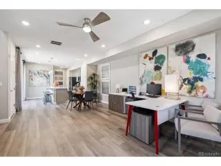 Photo #5: 9202873 Listing